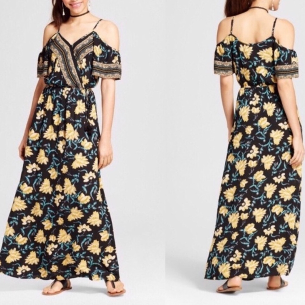 Cold Shoulder Floral Maxi